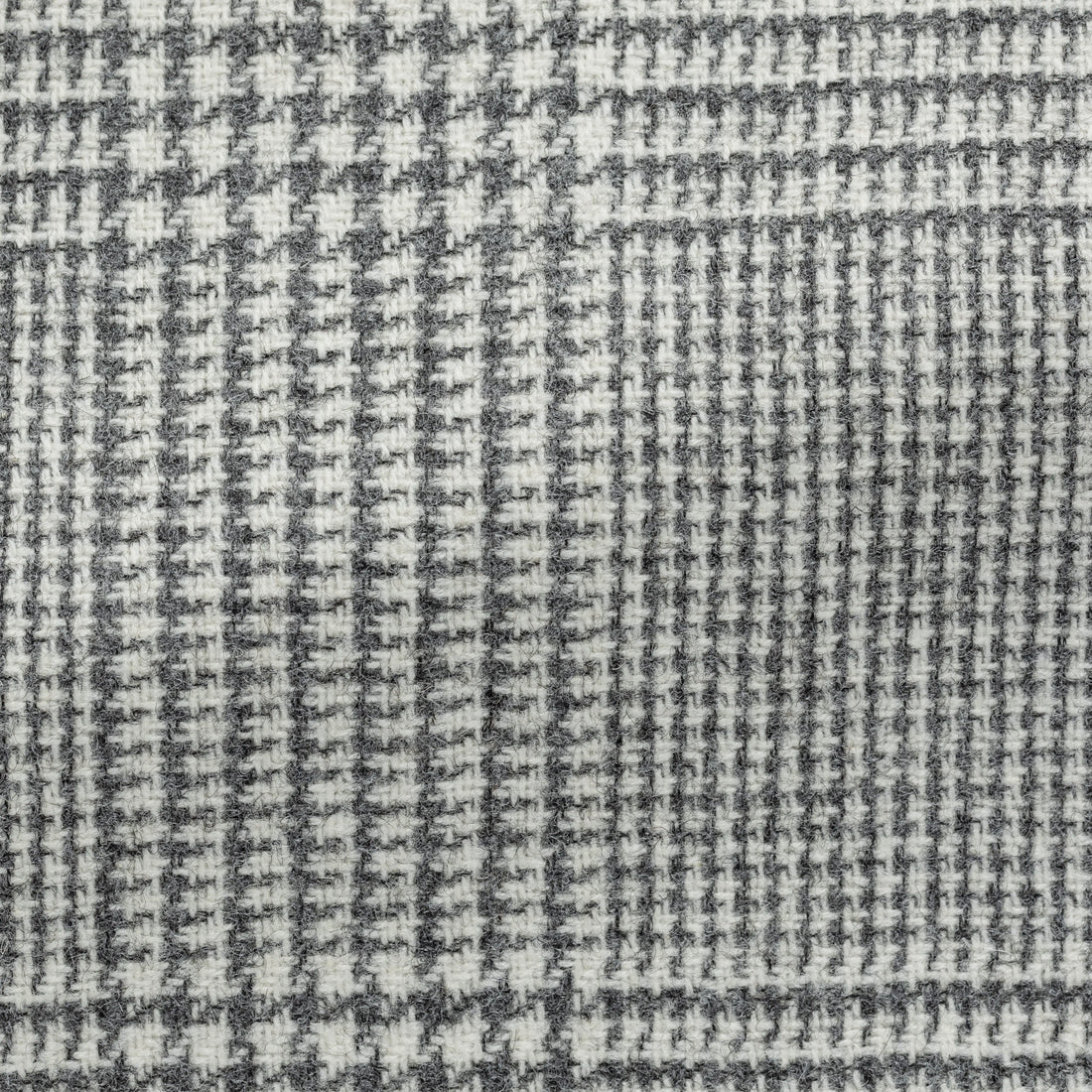 Sport Coat - Light Wool-Alpaca Blend with Prince of Wales Check 9065 OMJ Clothing